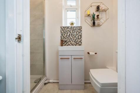 En-suite One