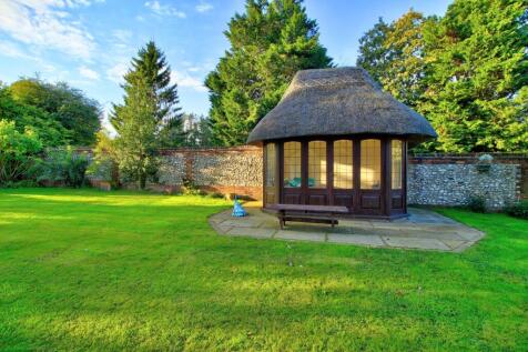Thatched roof summer house