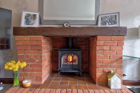 Instant warmth gas stove