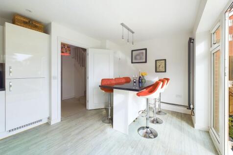 CAM05068G0-PR0009...