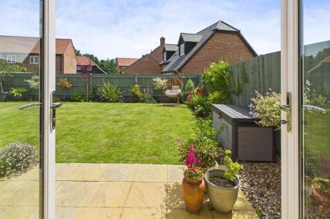 CAM05068G0-PR0038...