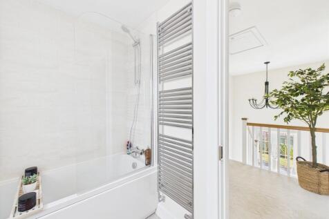 CAM05068G0-PR0038...