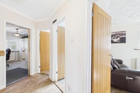 CAM05068G0-PR0046...