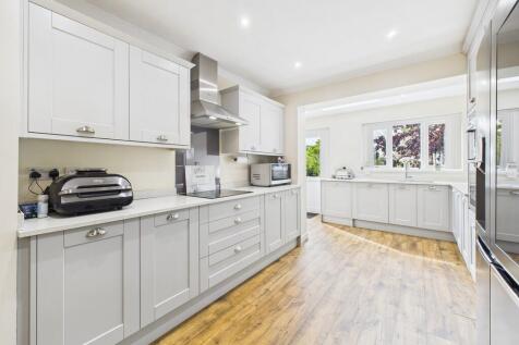 CAM05068G0-PR0046...