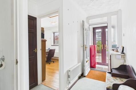 CAM05068G0-PR0051...