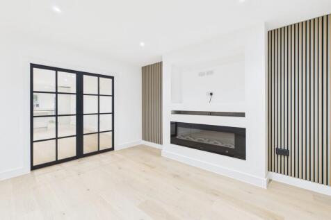 CAM05068G0-PR0058...