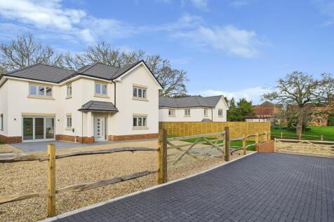 CAM05068G0-PR0061...