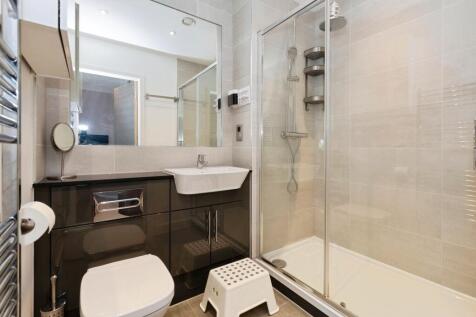 Master En-suite