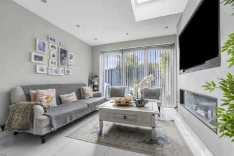 Reception/Family  Rm