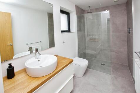 Master En-Suite