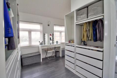 Master Bedroom Dressing Room