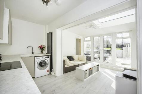 Kitchen / Lounge (Extension)