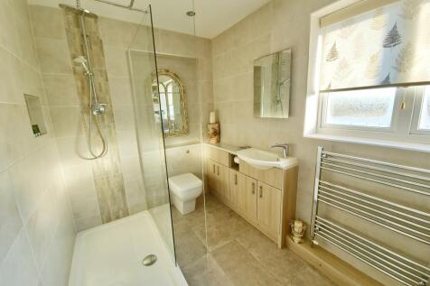 Bath 1 -1 