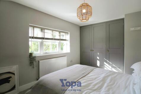 Bedroom 1, Built in Storage