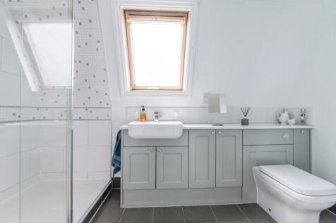 Ensuite shower room to Master bedroom