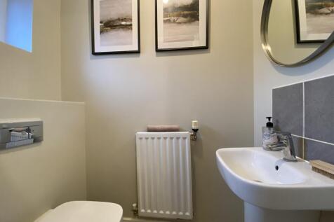 ground floor WC