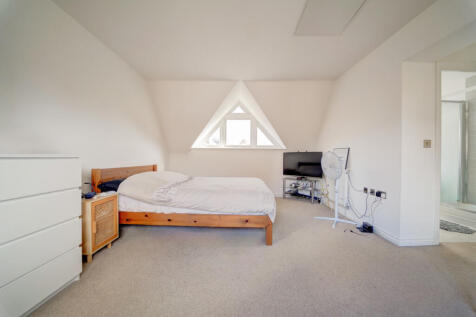 Master Bedroom 2