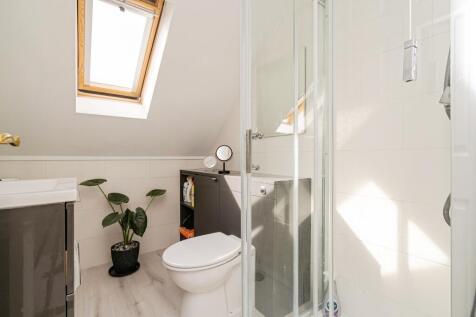 2nd Floor bathroom