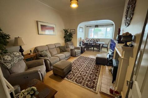 Owners living roo...