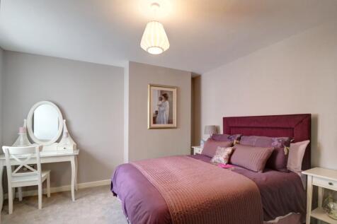 Bedroom 2.1