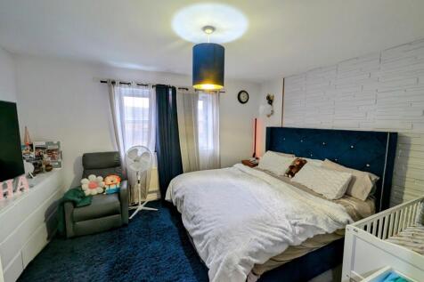 Bedroom2