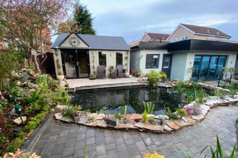 Annexe And Cabin