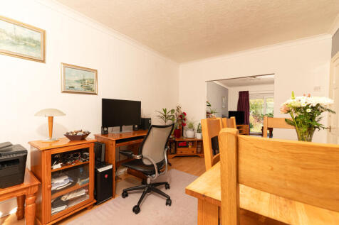 75 Teddington Grove 003
