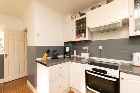 75 Teddington Grove 009