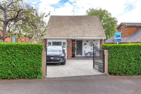 105 LYTHAM ROAD-26