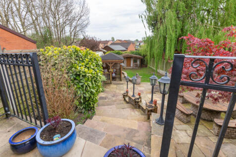 105 LYTHAM ROAD-17