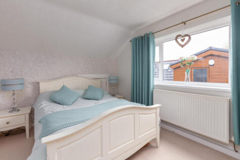 105 LYTHAM ROAD-3