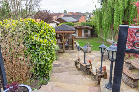 105 LYTHAM ROAD-16