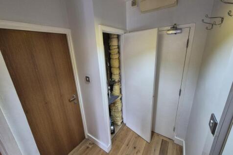 WhatsApp Image 2025-08-01 at 22.15.20 (2)