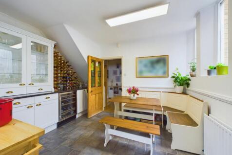 Breakfast Room