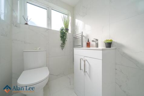 Shower Room (Ground Floor)