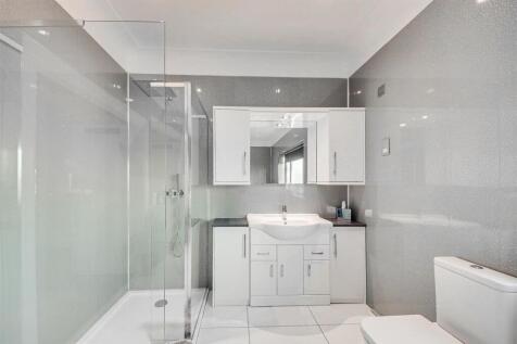 Master Ensuite