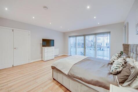 Bungalow Bedroom