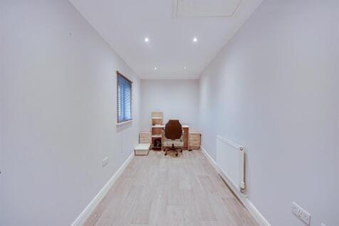 Bungalow Bedroom