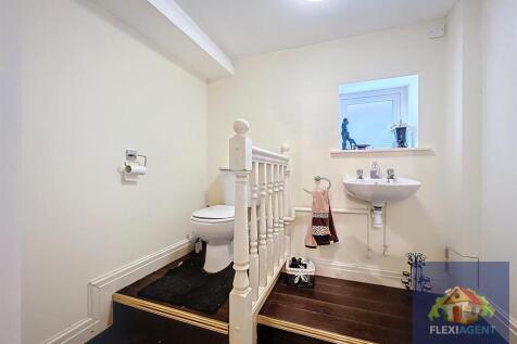 Basement WC