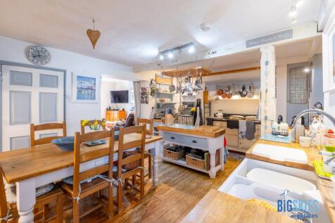 Main Kitchen
