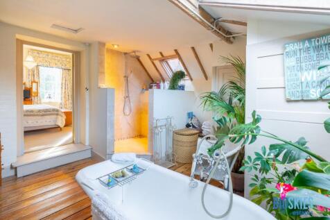 Bedroom 1 Ensuite