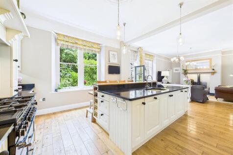 Kitchen, Dining &amp; Family Room