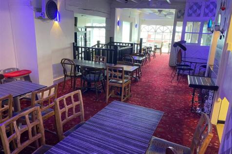 internal restaurant area 3.jpg