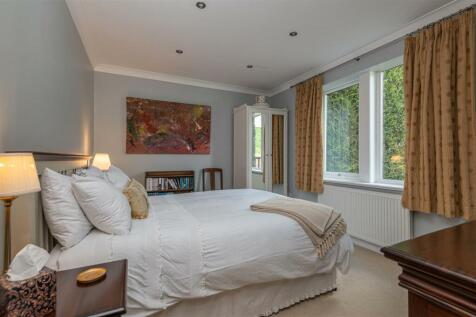 Double Bedroom 5