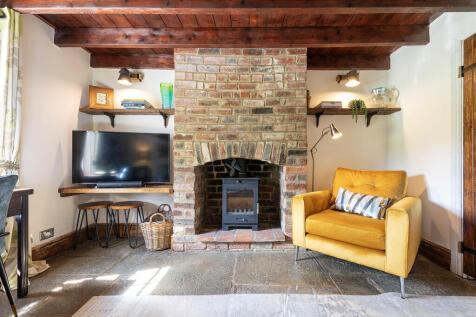 Lapwing Cottage -...