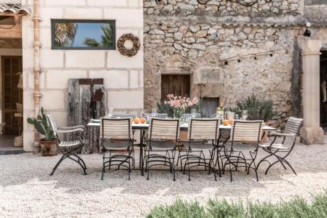6-outdoor_dining_are