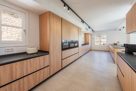 Kitchen (1)