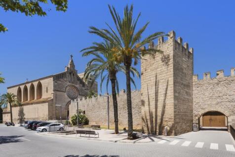 Alcudia Walls 02