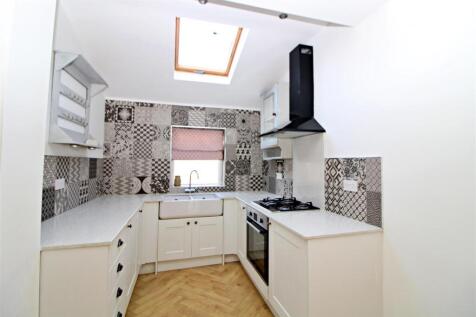 Kitchen.JPG