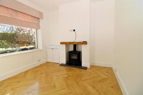 Living Room.JPG